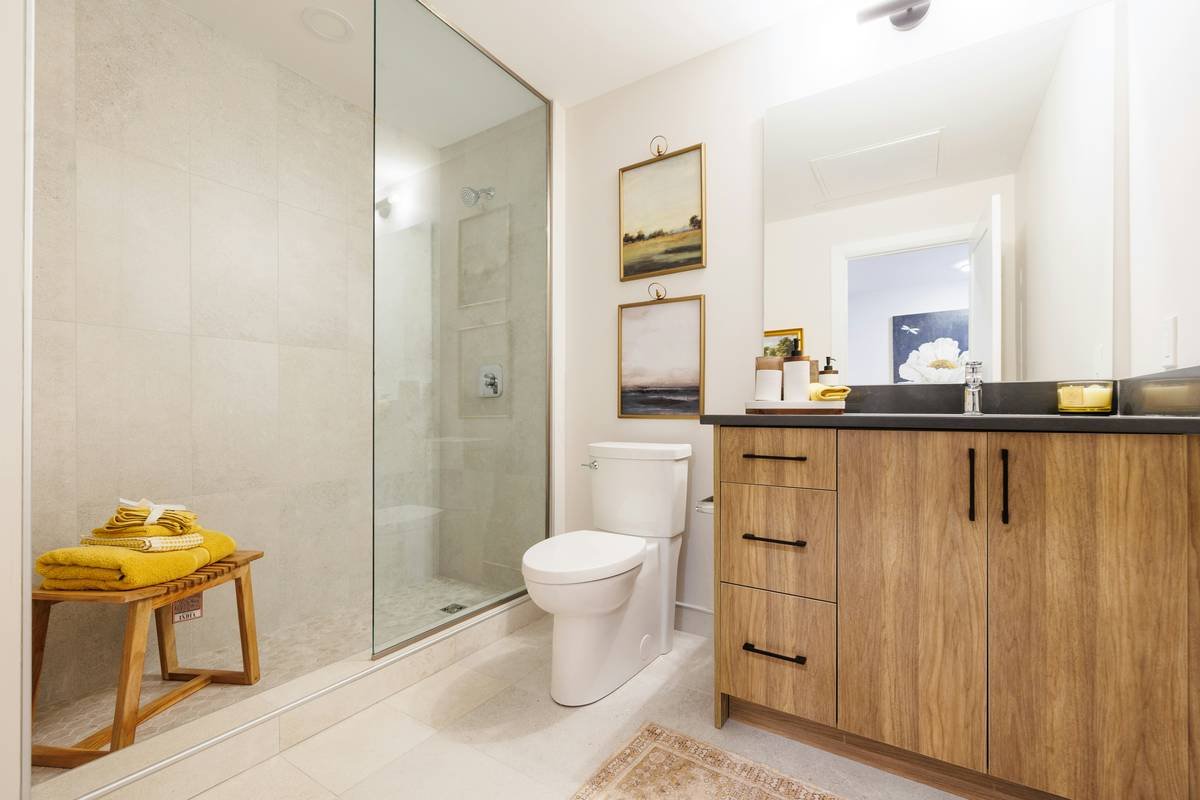 Why Your Vanity Bench Could Be Sabotaging Your Makeup Routine (And How to Fix It)